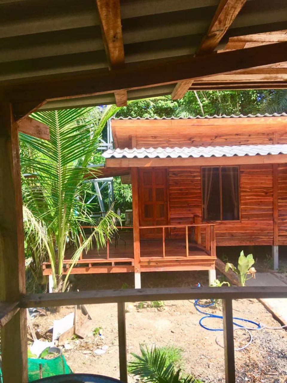 Отель Lanta A Toi House Ко-Ланта Экстерьер фото