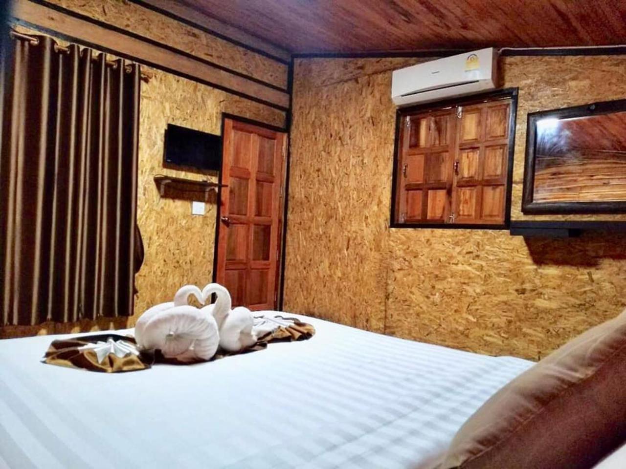 Отель Lanta A Toi House Ко-Ланта Экстерьер фото