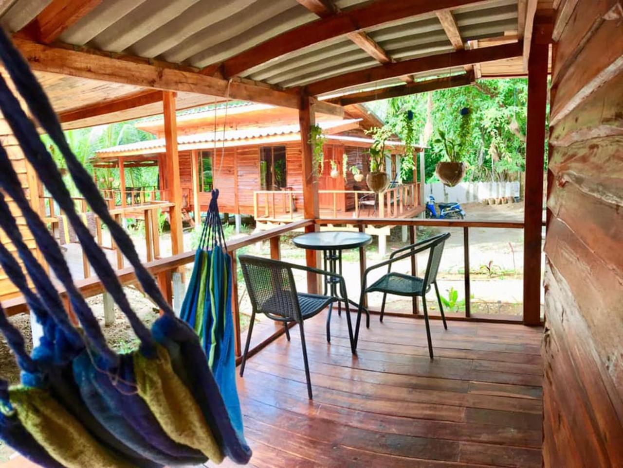 Отель Lanta A Toi House Ко-Ланта Экстерьер фото